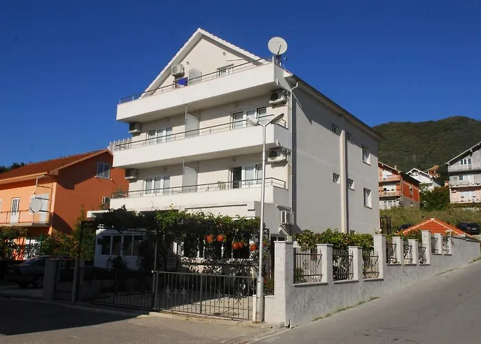 Apartments Jovan